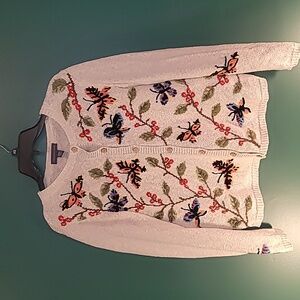 Northern Isles Small knit Embroidered cardigan